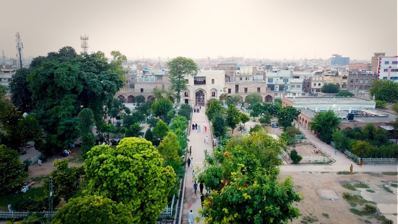 In Pakistan’s northwest, mosque and temple share centuries of harmony